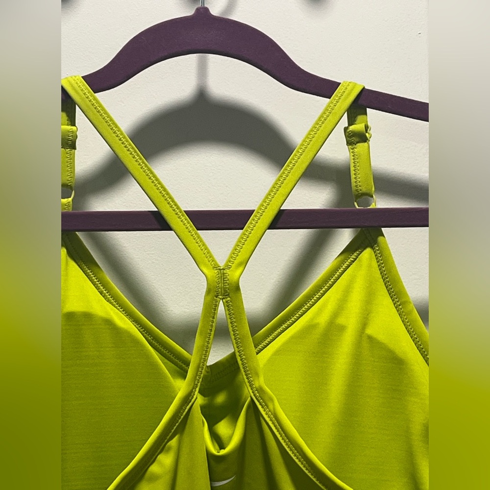 Nike Women’s Dri-Fit Tank Top w/ Built-in Sports Bra – Size XXL NWT - Picture 14 of 14